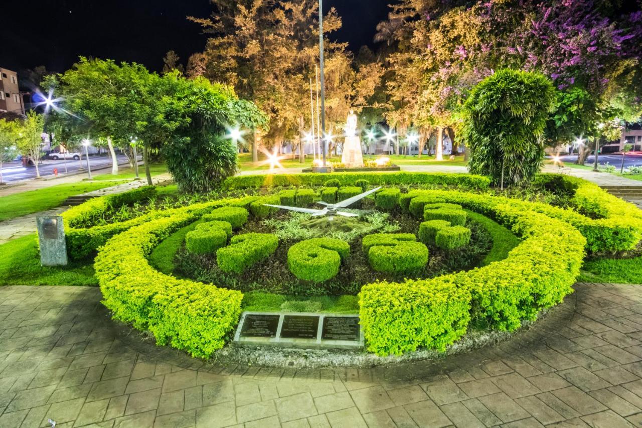Hotel Dan Inn Pocos De Caldas - A Melhor Localizacao Do Centro By Nacional Inn المظهر الخارجي الصورة